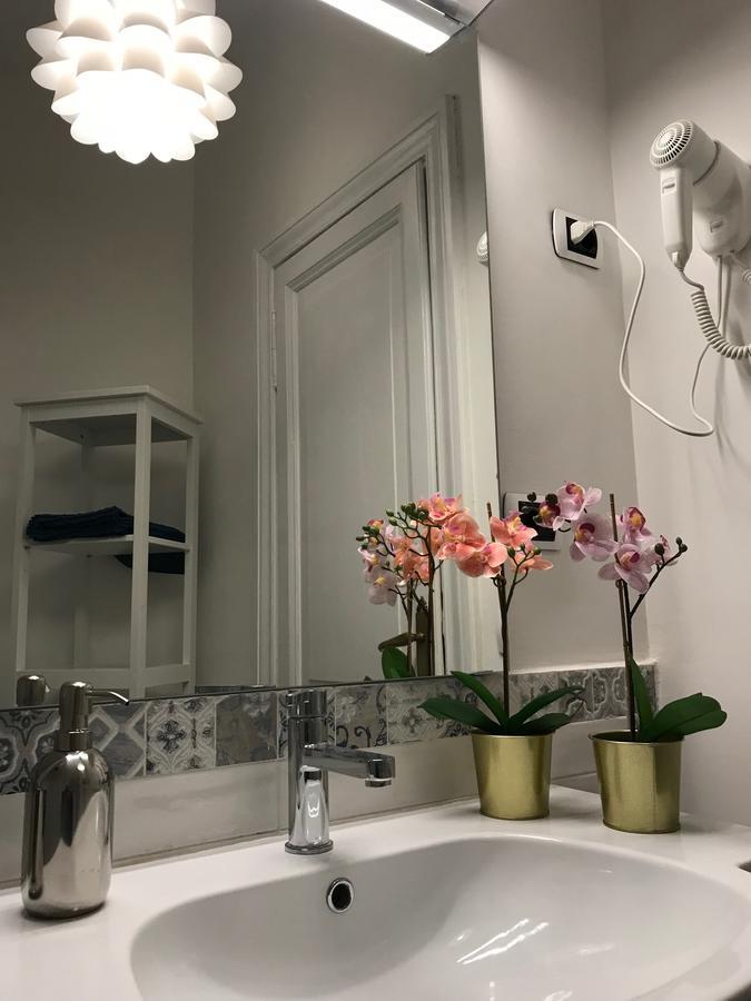 The Flower Market Apartment Рим Екстер'єр фото