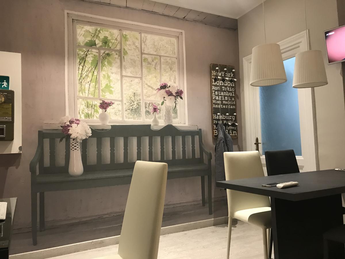 The Flower Market Apartment Рим Екстер'єр фото